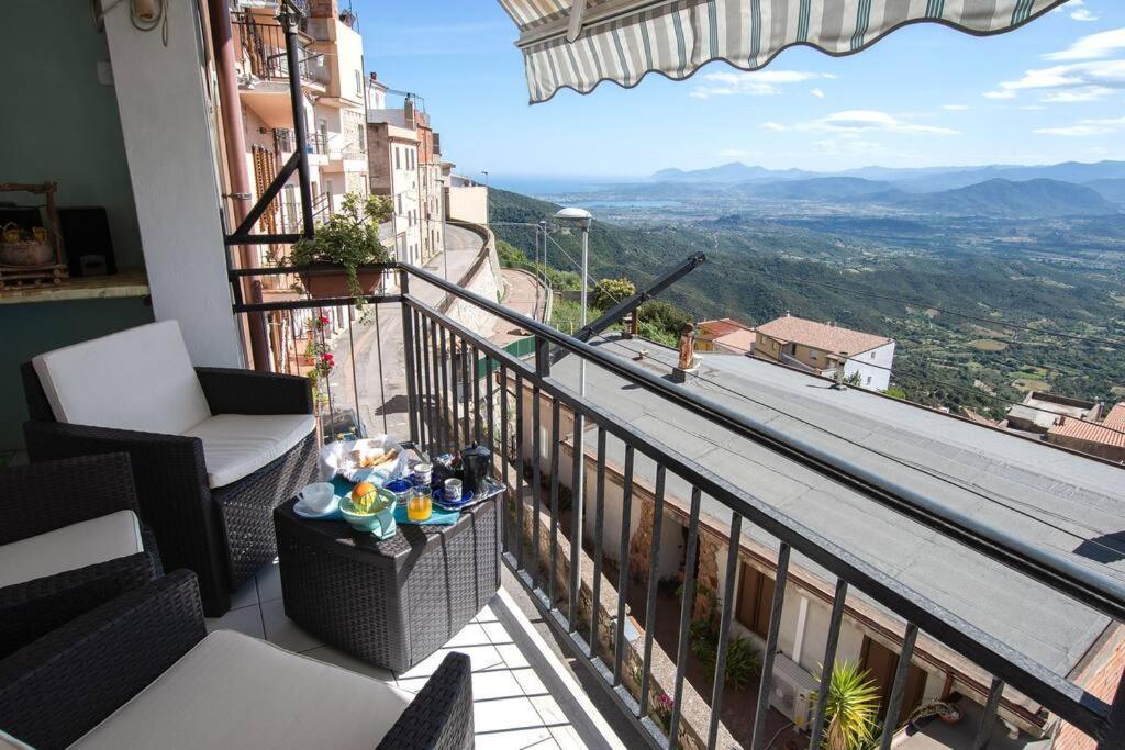 Window On The Ogliastra Apartment In Baunei Exterior foto
